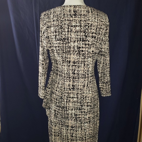 Calvin Klein Wrap Stitched Pattern Dress - Picture 3 of 4